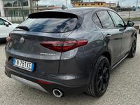 Usata Alfa Romeo Stelvio Super 210 CV (154 kW) 2017 Grigio SUV