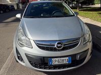 Usata Opel Corsa Edition 75 CV (55 kW) 2013 Utilitaria
