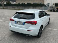 Usata Mercedes A180 Sport Edition 116 CV (85 kW) 2022 Bianco Berlina