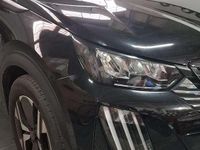 Usata Peugeot 2008 Allure 101 CV (74 kW) 2024 SUV