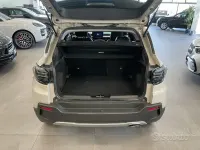 Usata Jeep Avenger Summit 101 CV (74 kW) 2025 Beige SUV