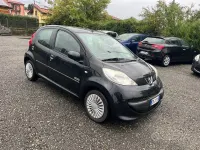 Usata Peugeot 107 Urban Move 68 CV (50 kW) 2008 Nero Utilitaria