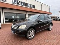 Usata Mercedes ML320 224 CV (164 kW) 2007 Nero SUV