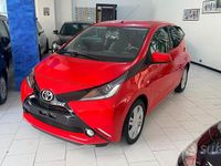 Usata Toyota Aygo X-play 69 CV (50 kW) 2017 Rosso Utilitaria
