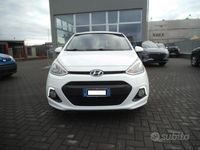 Usata Hyundai i10 67 CV (49 kW) 2015 Bianco Utilitaria