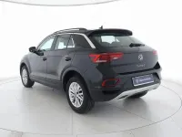 Usata VW T-Roc Life 150 CV (110 kW) 2025 Deep black perlato SUV