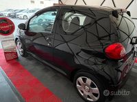 Usata Toyota Aygo Sol 67 CV (49 kW) 2007 Nero Utilitaria