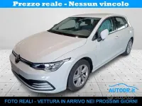 Usata VW Golf VIII Life 131 CV (96 kW) 2022 Bianco Berlina