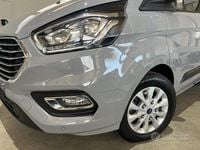 Usata Ford Transit Custom Titanium 150 CV (110 kW) 2023 Grigio scuro Monovolume