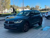 Usata VW Tiguan Life 122 CV (89 kW) 2022 Grigio SUV