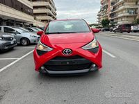 Usata Toyota Aygo Connect Style 72 CV (52 kW) 2020 Rosso Utilitaria