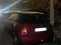 Begagnad Mini Cooper 75 HK (55 kW) 2004 Röd Halvkombi