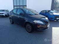 Usata Lancia Ypsilon 69 CV (50 kW) 2018 Nero Utilitaria