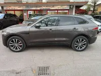 Usata Jaguar F-Pace R-Dynamic 204 CV (150 kW) 2023 Grigio SUV