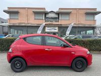 Usata Lancia Ypsilon Gold 69 CV (50 kW) 2021 Rosso Utilitaria