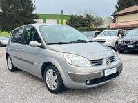 Usata Renault Scénic II Dynamique 113 CV (83 kW) 2005 Grigio Monovolume