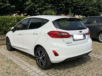 Usata Ford Fiesta Titanium 86 CV (63 kW) 2018 Bianco Utilitaria