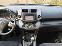 Usata Toyota RAV4 150 CV (110 kW) 2011 Nero SUV