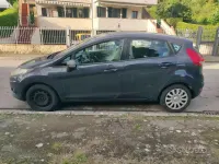 Usata Ford Fiesta 70 CV (51 kW) 2011 Bluazzurro Berlina