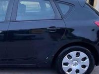 Usata Opel Astra 110 CV (80 kW) 2012 Nero Berlina