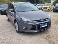 Begagnad Ford Focus 115 HK (84 kW) 2012 Grå Kombi