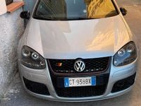 Usata VW Golf V Sportline 140 CV (102 kW) 2005 Grigio Utilitaria