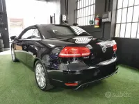 Usata VW Eos 122 CV (89 kW) 2012 Nero Cabrio