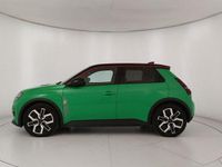 Usata Renault 5 E-Tech Komfort 110 kW (150 CV) 2025 Verde Utilitaria