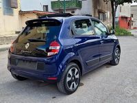 Usata Renault Twingo LIMITED 69 CV (50 kW) 2018 Viola Utilitaria