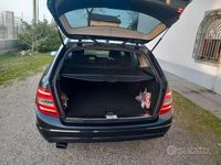 Gebraucht Mercedes C220 170 PS (125 kW) 2011 Schwarz Kombi