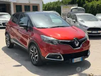 Usata Renault Captur 90 CV (66 kW) 2014 Rosso SUV