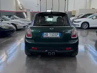 Usata Mini Cooper S 175 CV (128 kW) 2010 Verde Utilitaria