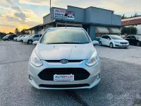 Usata Ford B-MAX Titanium 75 CV (55 kW) 2015 Nero Monovolume