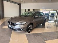 Usata Fiat Tipo Business 120 CV (88 kW) 2019 Grigio Berlina