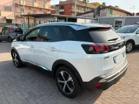 Usata Peugeot 3008 Allure 131 CV (96 kW) 2019 Bianco SUV