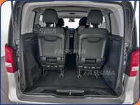 Usado Mercedes V220 Executive 163 CV (119 kW) 2022 Plateado Monovolumen