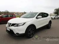 Usata Nissan Qashqai Tekna 131 CV (96 kW) 2015 Bianco SUV