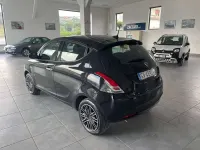 Usata Lancia Ypsilon Silver 69 CV (50 kW) 2024 Nero Utilitaria