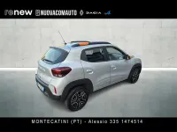 Usata Dacia Spring Comfort 33 kW (45 CV) 2023 Grigio chiaro Utilitaria