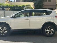 Usata Toyota RAV4 Business Edition 143 CV (105 kW) 2017 Bianco SUV