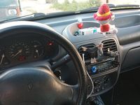 Usata Renault Clio II 58 CV (42 kW) 1998 Nero Berlina