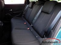 Usata Peugeot 308 Active 110 CV (80 kW) 2022 Olivine green Station wagon