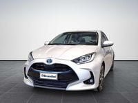 Usata Toyota Yaris Hybrid Trend 92 CV (67 kW) 2021 Argento Berlina
