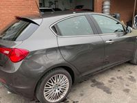Usata Alfa Romeo Giulietta Exclusive 150 CV (110 kW) 2015 Grigio Utilitaria