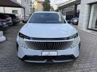 Usata Peugeot 3008 Allure 136 CV (100 kW) 2025 Bianco / pastello SUV