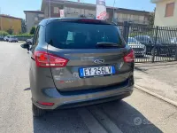 Usata Ford B-MAX Business Edition 105 CV (77 kW) 2015 Grigio Monovolume