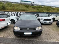 Usata VW Golf IV Highline 105 CV (77 kW) 2001 Nero Berlina