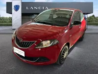 Usata Lancia Ypsilon Silver 69 CV (50 kW) 2022 Rosso Utilitaria