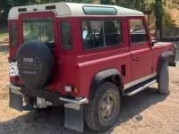 Usata Land Rover Defender 86 CV (63 kW) 1990 Rosso SUV