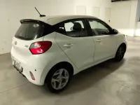 Usata Hyundai i10 67 CV (49 kW) 2023 Bianco Utilitaria